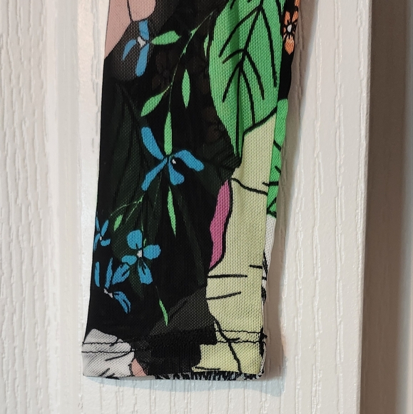 Juniors AFRM Los Angeles Limelight Bloom Blouse in Size S/P - Picture 3 of 9